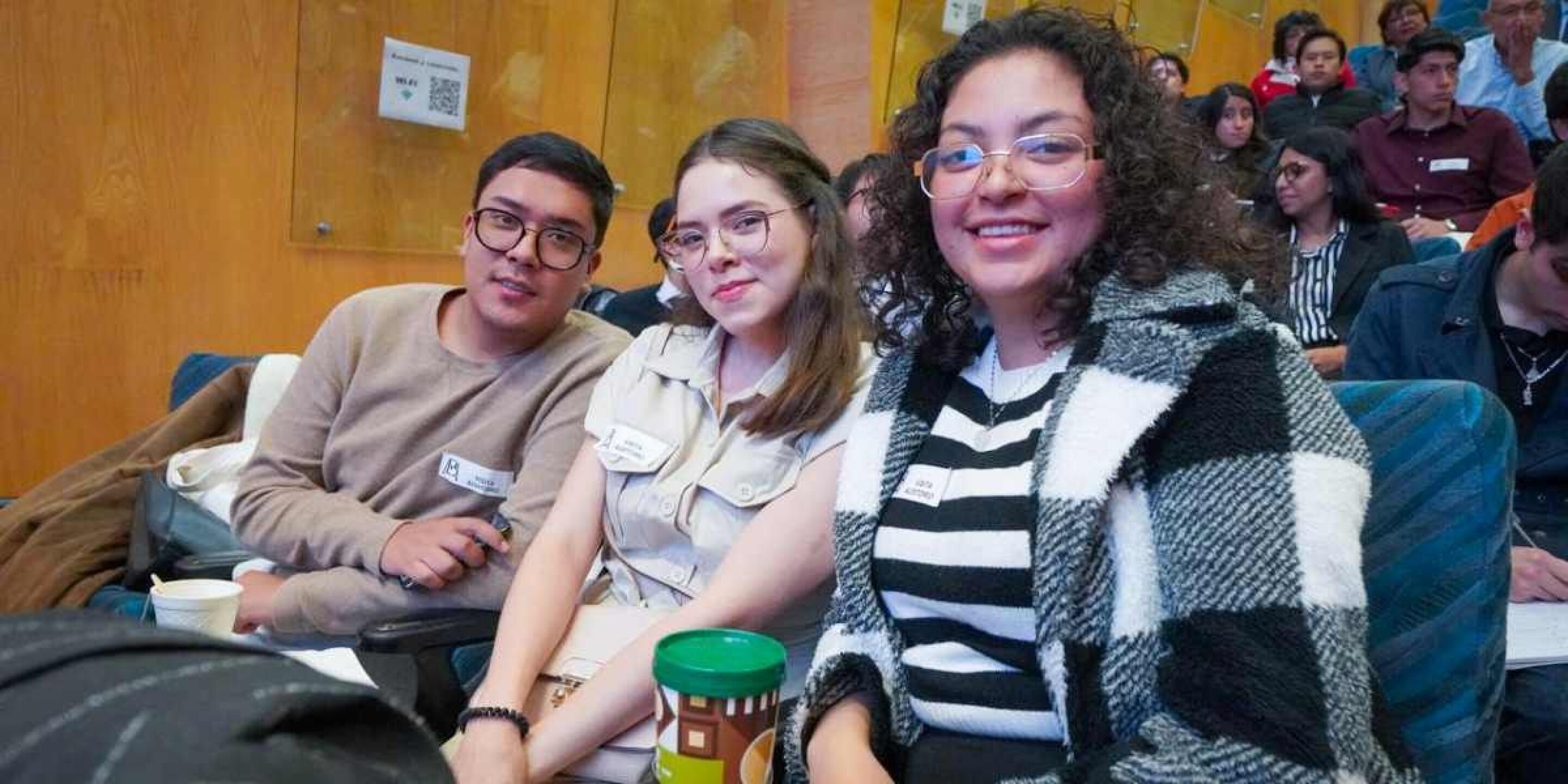 estudiantes-del-ipn-participan-en-la-catedra-banxico-2025-1.jpg