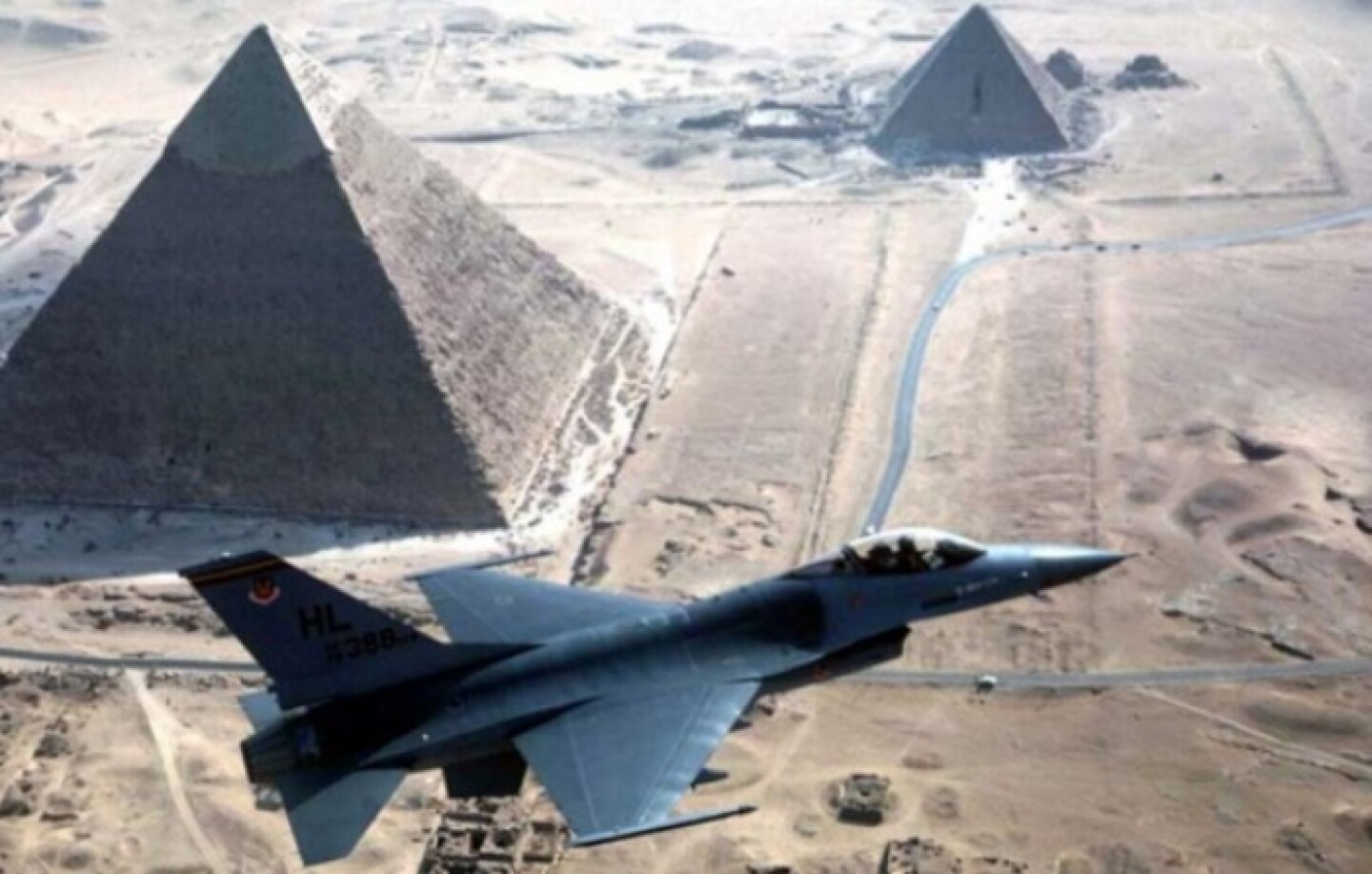 avión guerra egipto