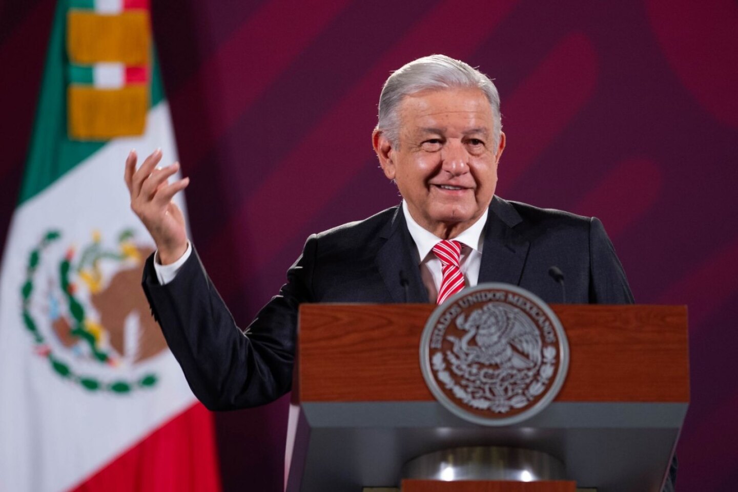 AMLO (2)