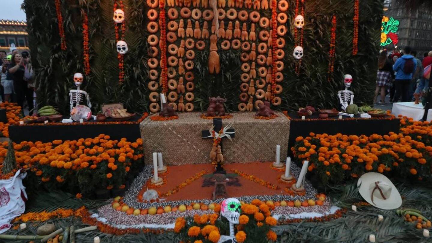 cuando quitar la ofrenda de dia de muertos