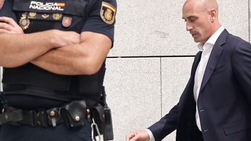 luis-rubiales-detenido-por-sobornos