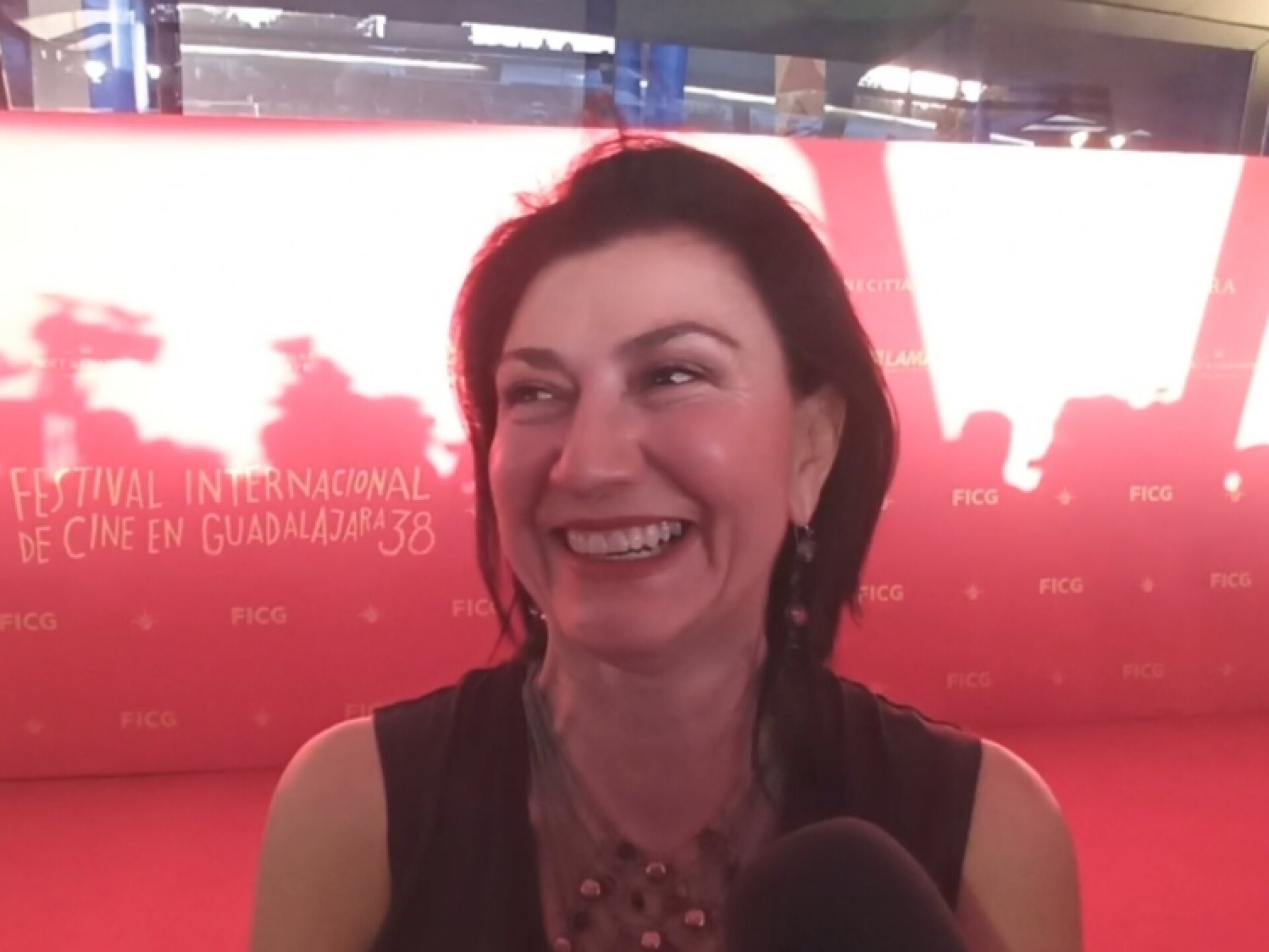 Leticia-Huijara-amacc-premios-ariel-2023-