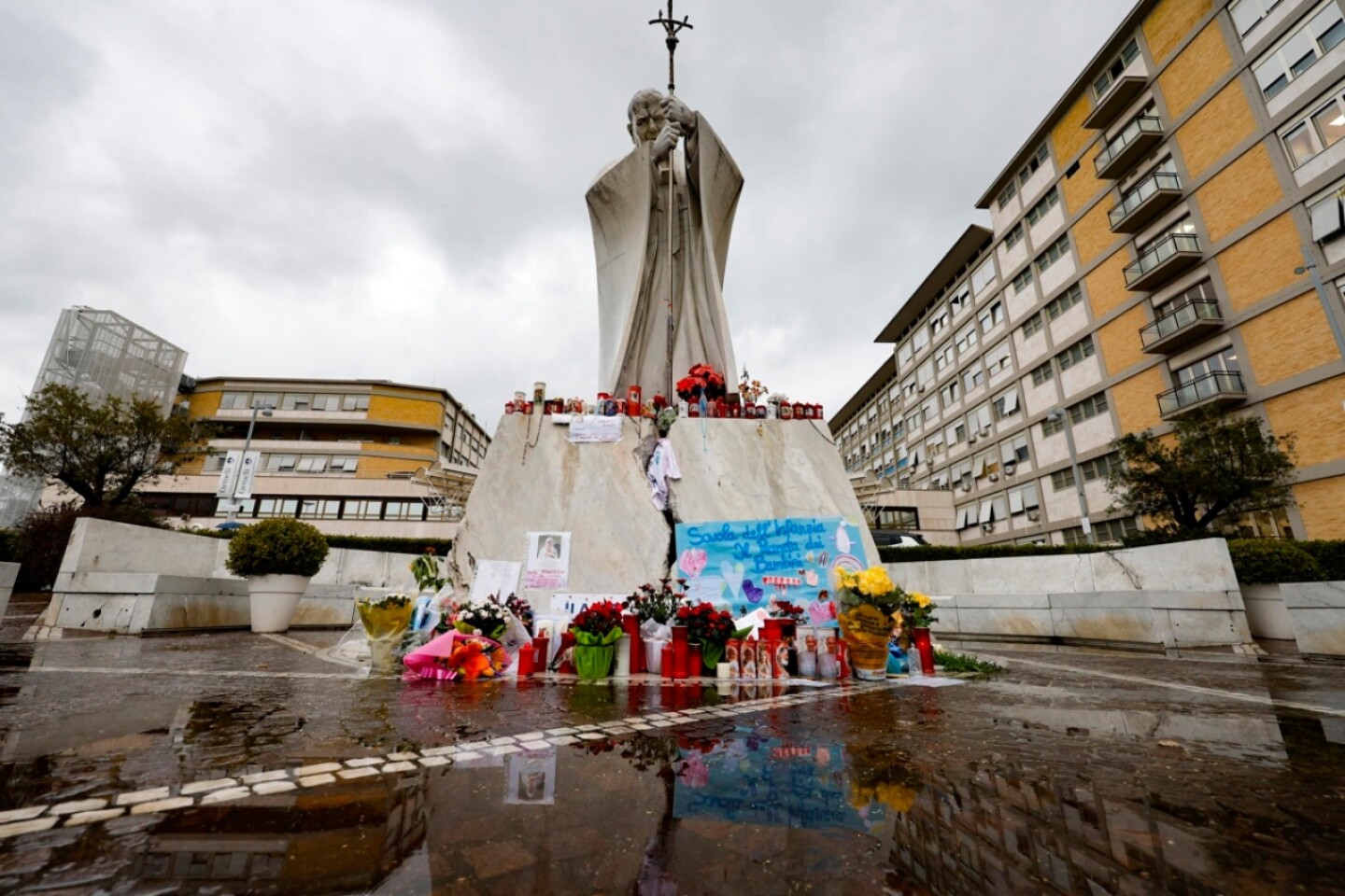 hospital papa francisco.jpg