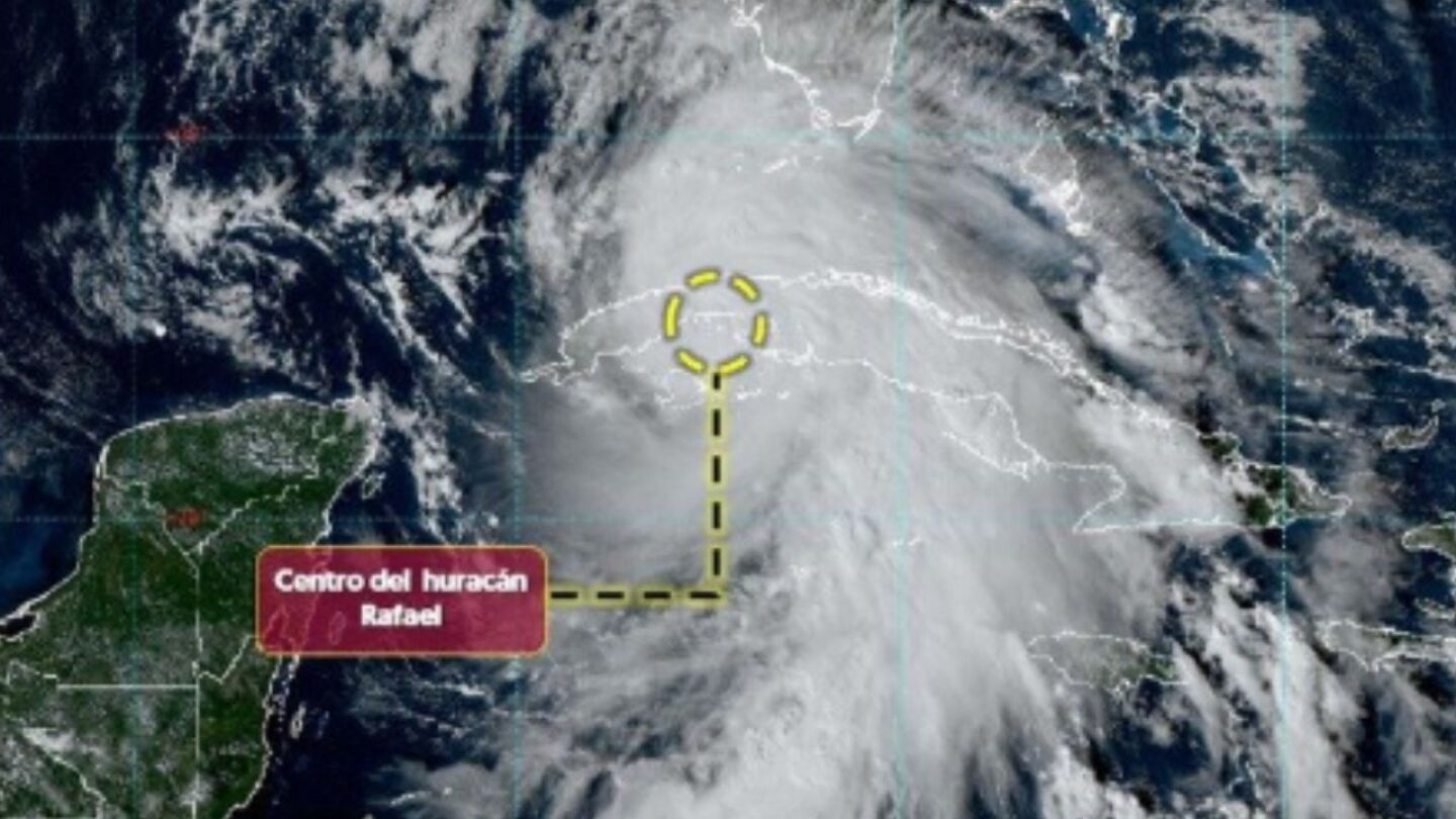 Huracán Rafael trayectoria.jpg