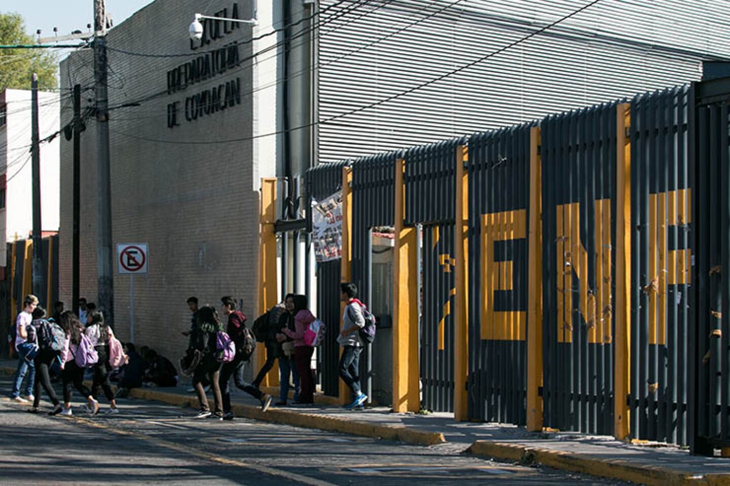 Alumnas y alumnos retomaron clases en el plantel número 6 de la Escuela Nacional Preparatoria (ENP) tras doce días de paro por las denuncias de acoso.