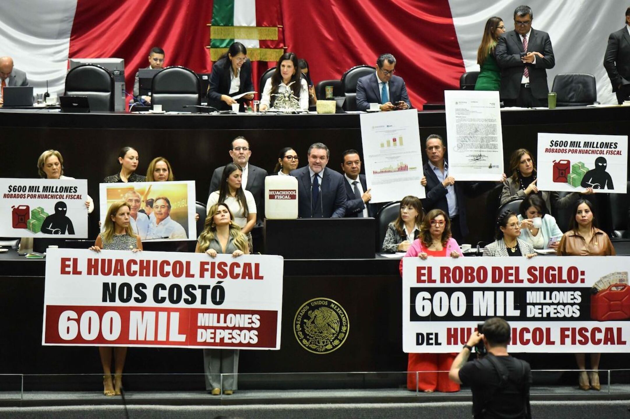 protesta huachicol fiscal-ley de aduanas