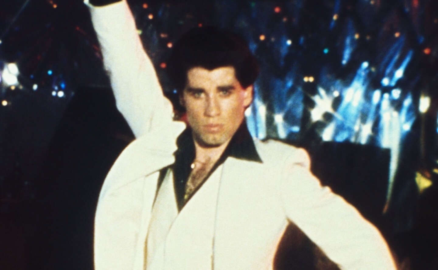 traje_blanco_john_travolta_fiebre_sabado_por_la_noche