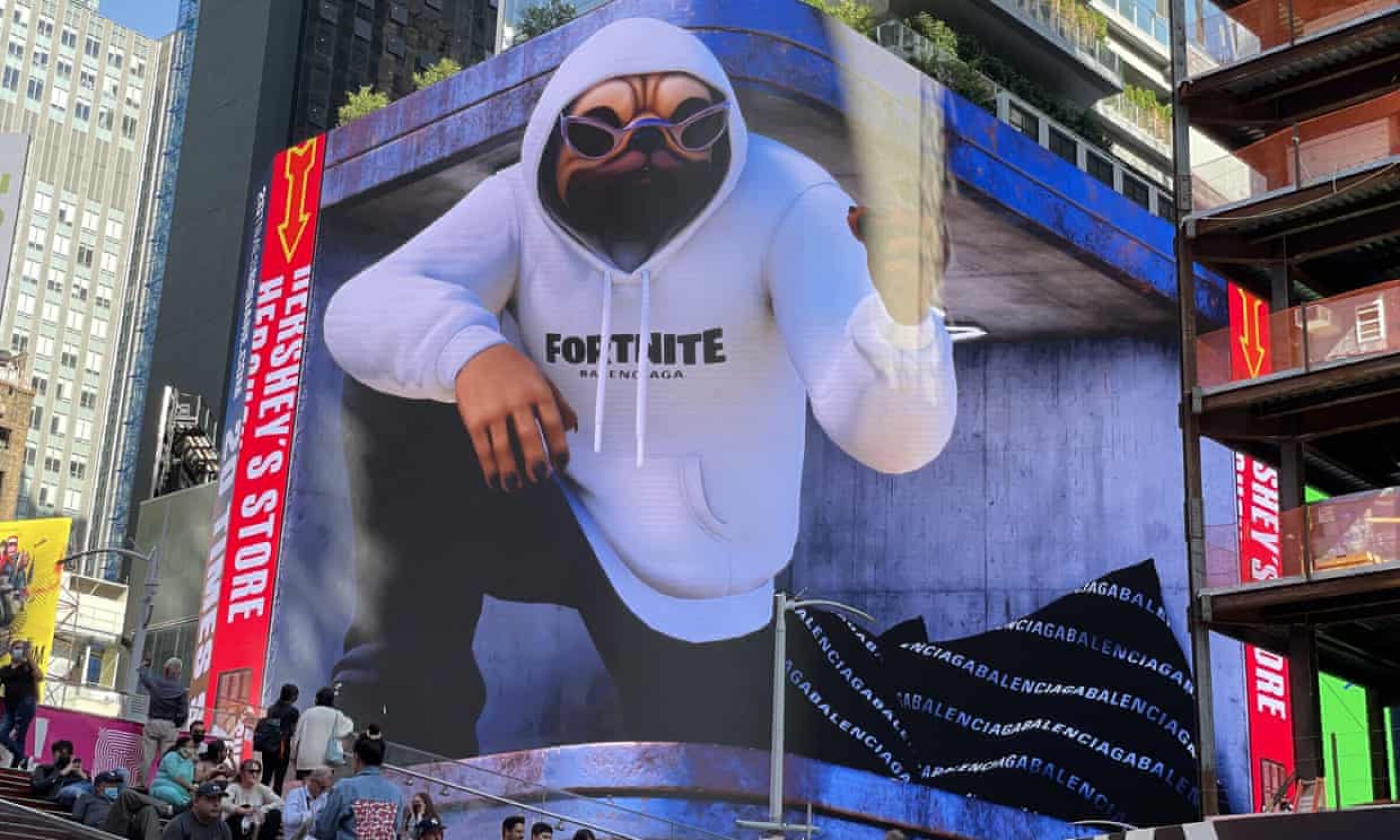 4032