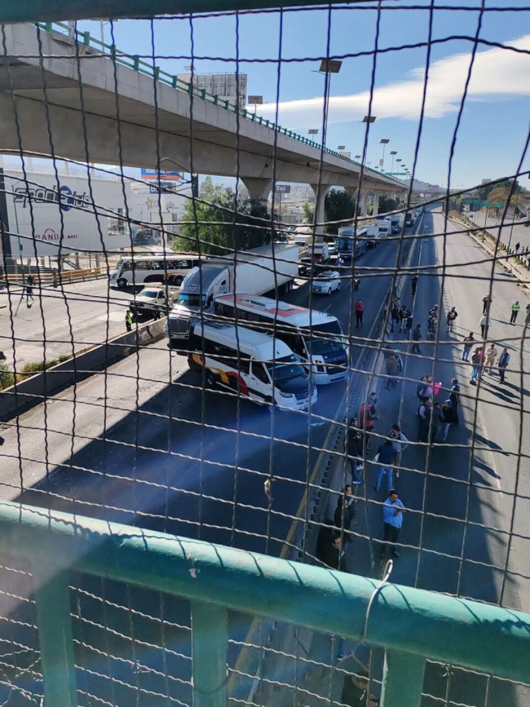 bloqueo-mexico-queretaro-hoy-1-960x1280