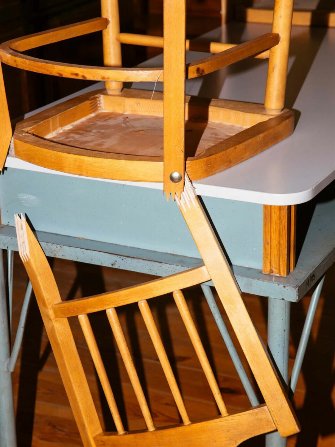 Karolina-Wojtas-sistema-educativo-rigido-militarista-fotos-4-961x1280