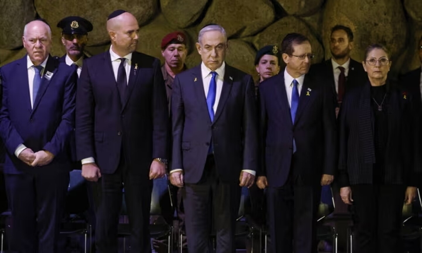 Netanyahu-armas-EU