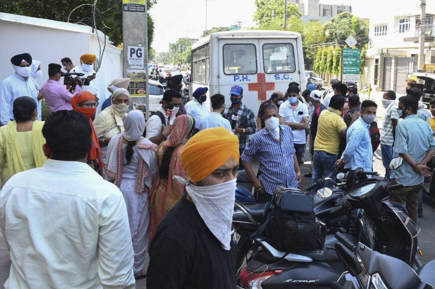 INDIA-HEALTH-VIRUS