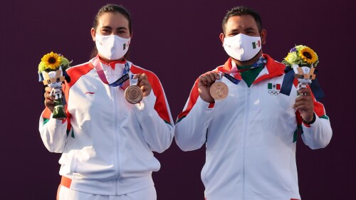 Alejandra Valencia y Luis Álvarez apuntan y aciertan en la medalla de bronce