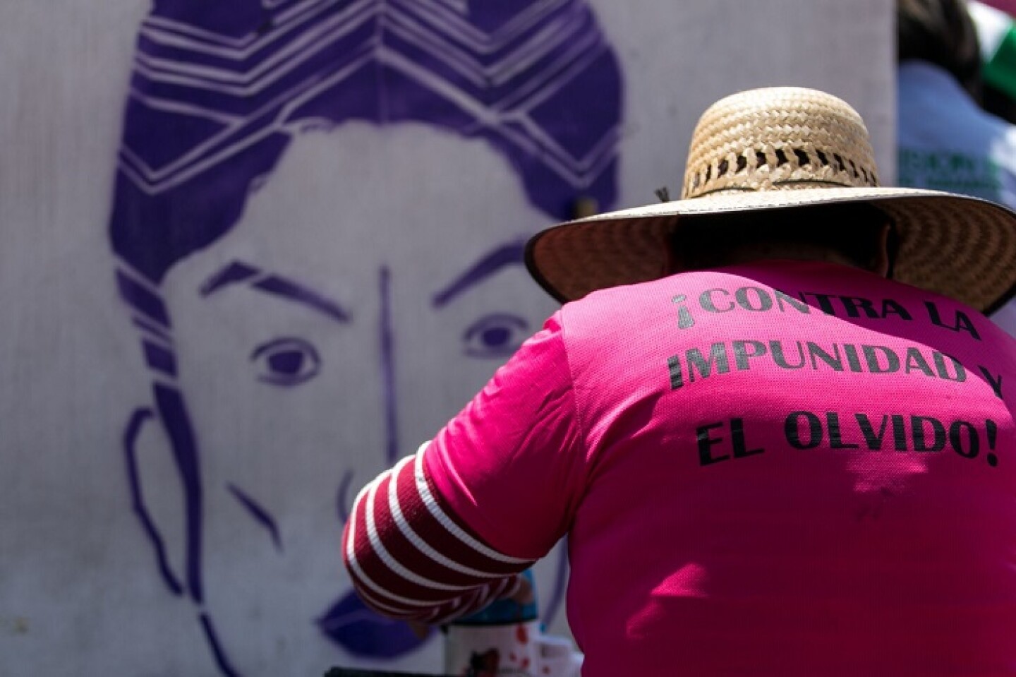 Instalación del memorial para Diana Alvarez, víctima de feminicidio en 2017 en el Estado de México.