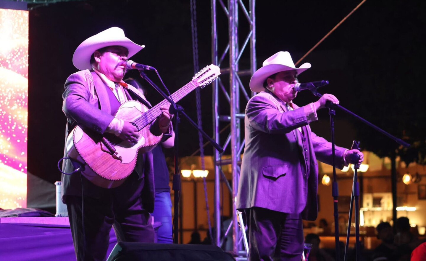 velaria-navidena-zocala-2024-artistas-que-se-presentan-hoy-miercoles-18-de-diciembre