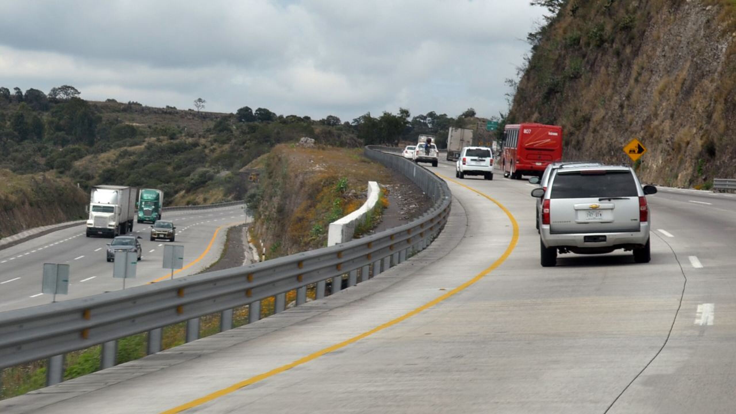 Detención de ‘El Jardinero’ desata bloqueos y caos vehicular en autopistas de México — image 2