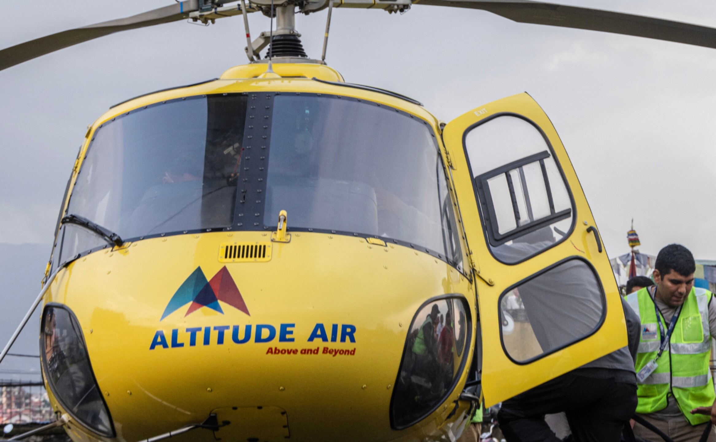 mexicanos-nepal-efe-1