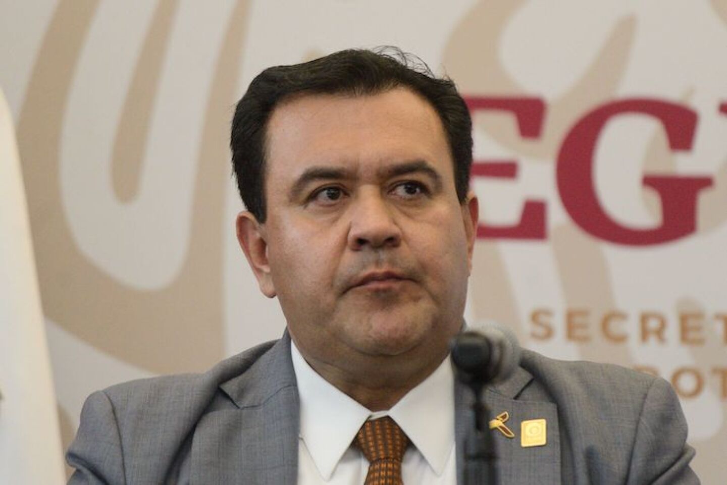Irving Barrios Mojica, fiscal General de Justicia de Tamaulipas, durante conferencia de prensa en la que se ofrecieron detalles de la localización de los cuatro ciudadanos estadounidenses privados de su libertad, de los cuales dos de ellos fueron reportados sin vida.