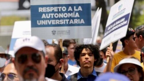 UdeG marcha