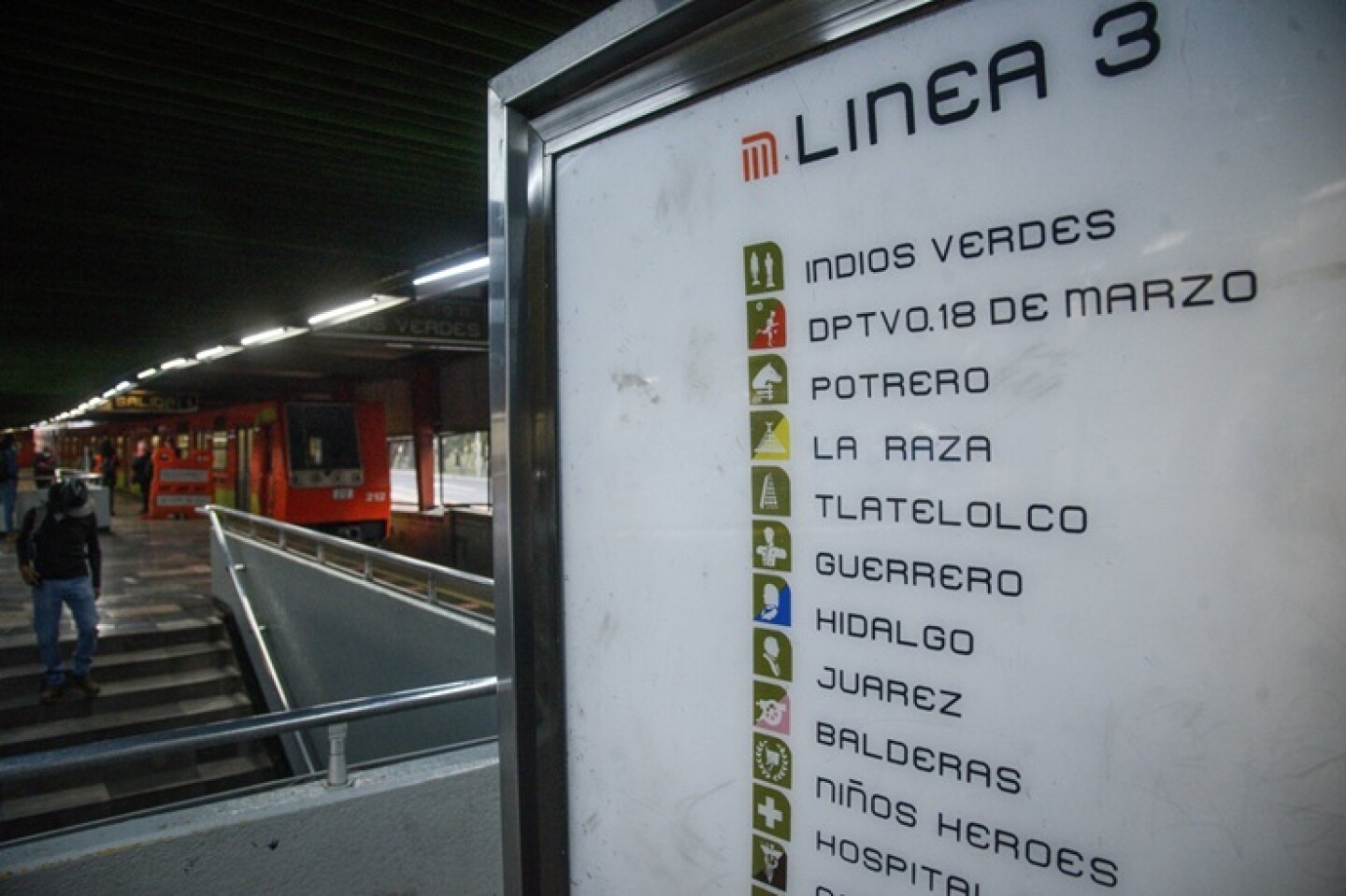 Reapertura Metro Línea 3-