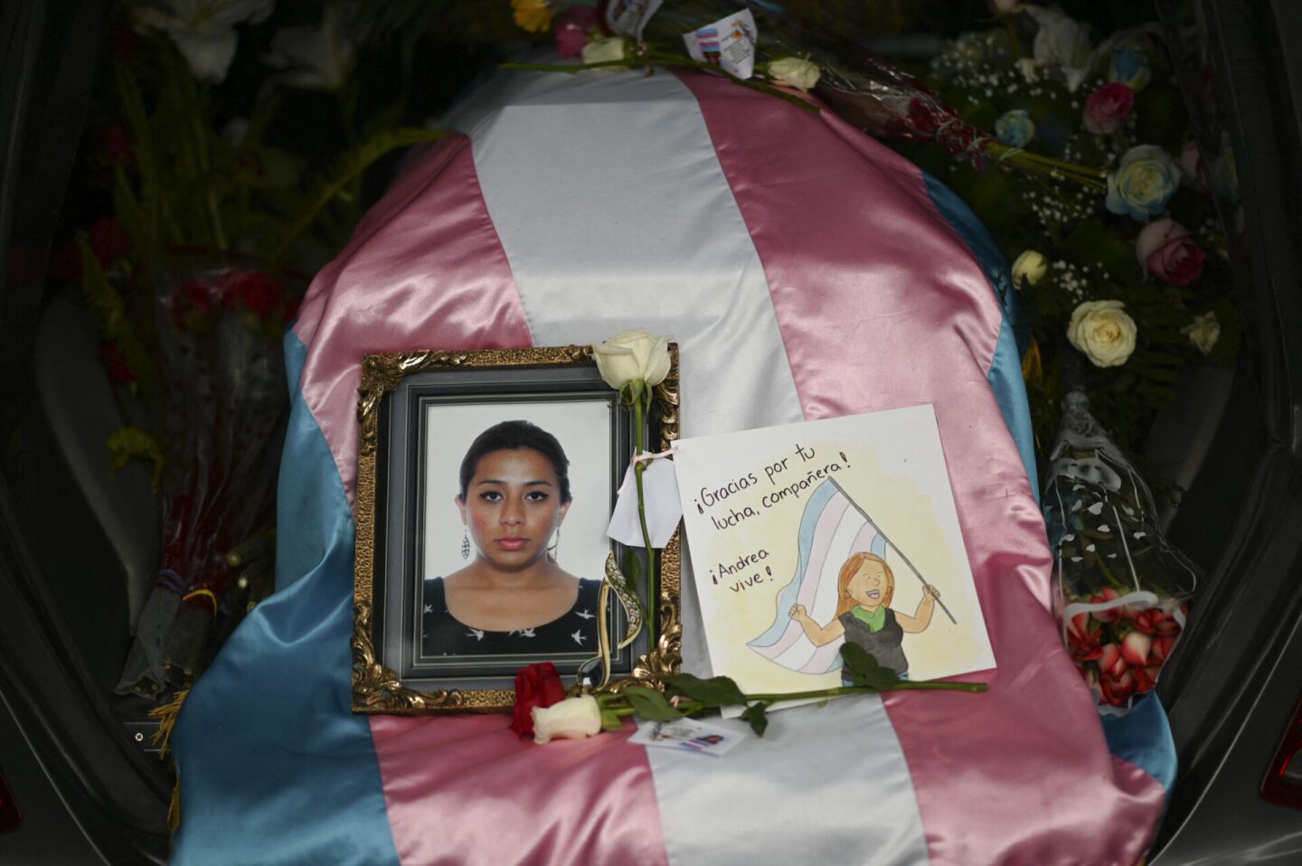GUATEMALA-VIOLENCE-LGTBIQ-MURDER-BURIAL