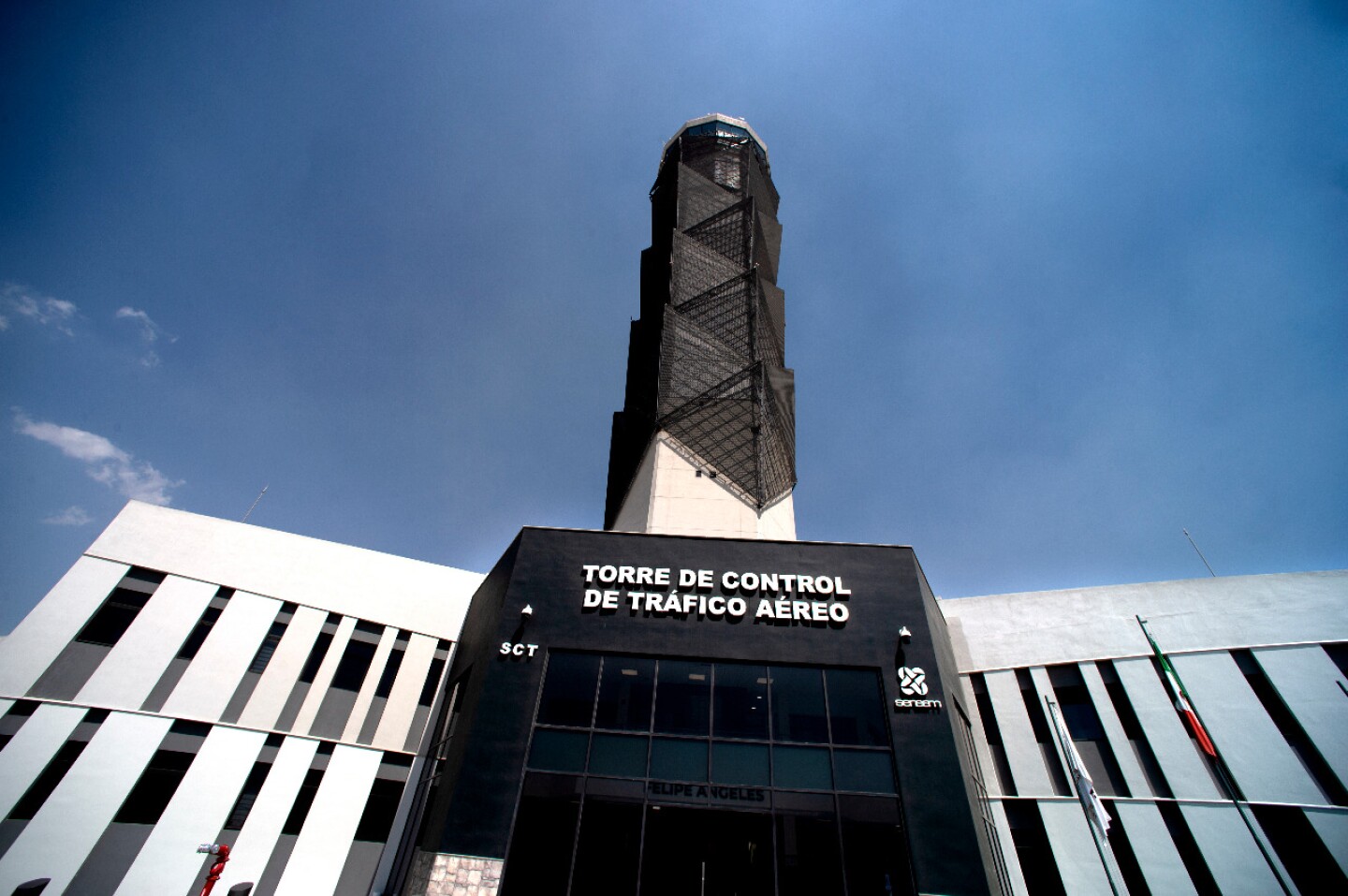 nuevo-aeropuerto.felipe-angeles-torre-de-control