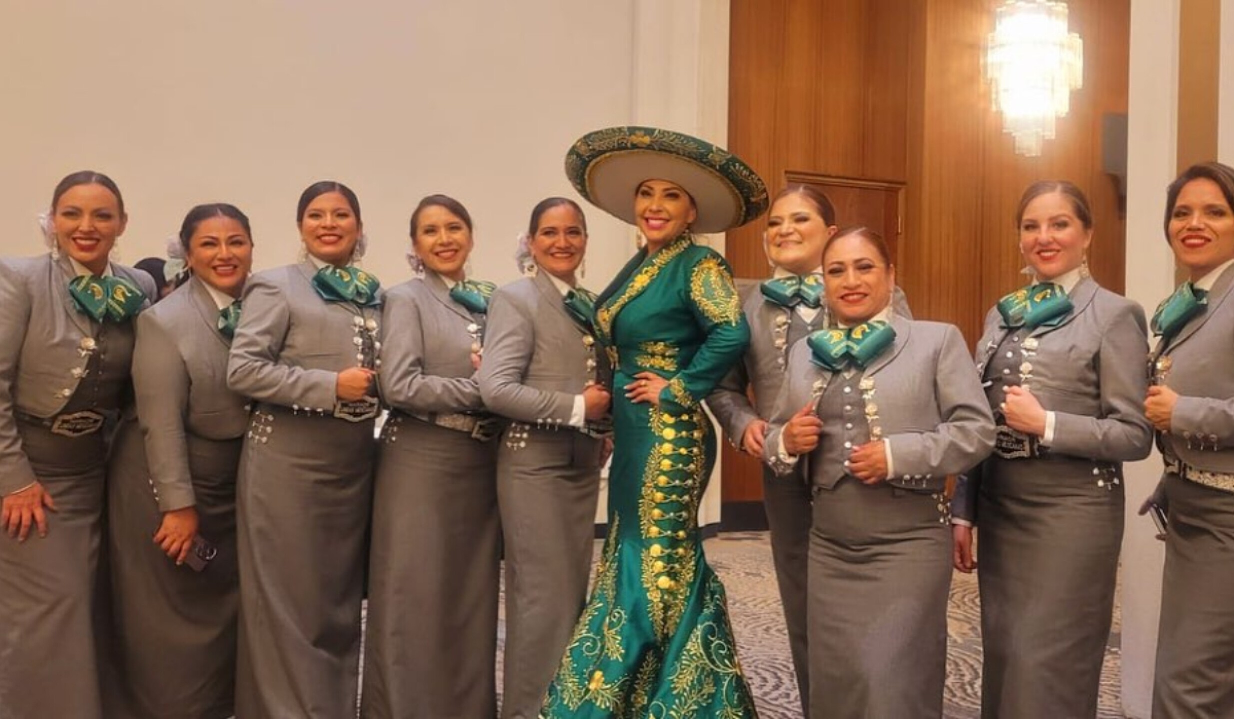 deyra-barrera-himno-nacional.jpg