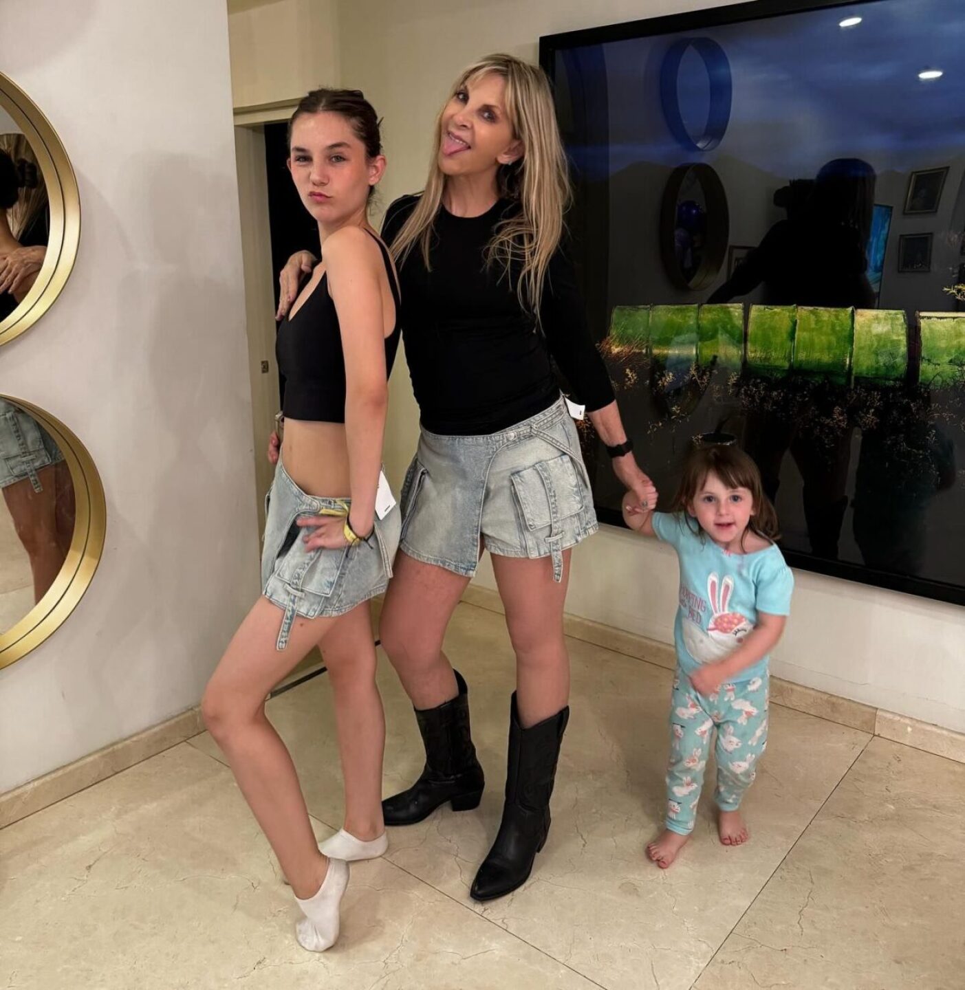 shanik-berman-y-sus-nietas-1247x1280