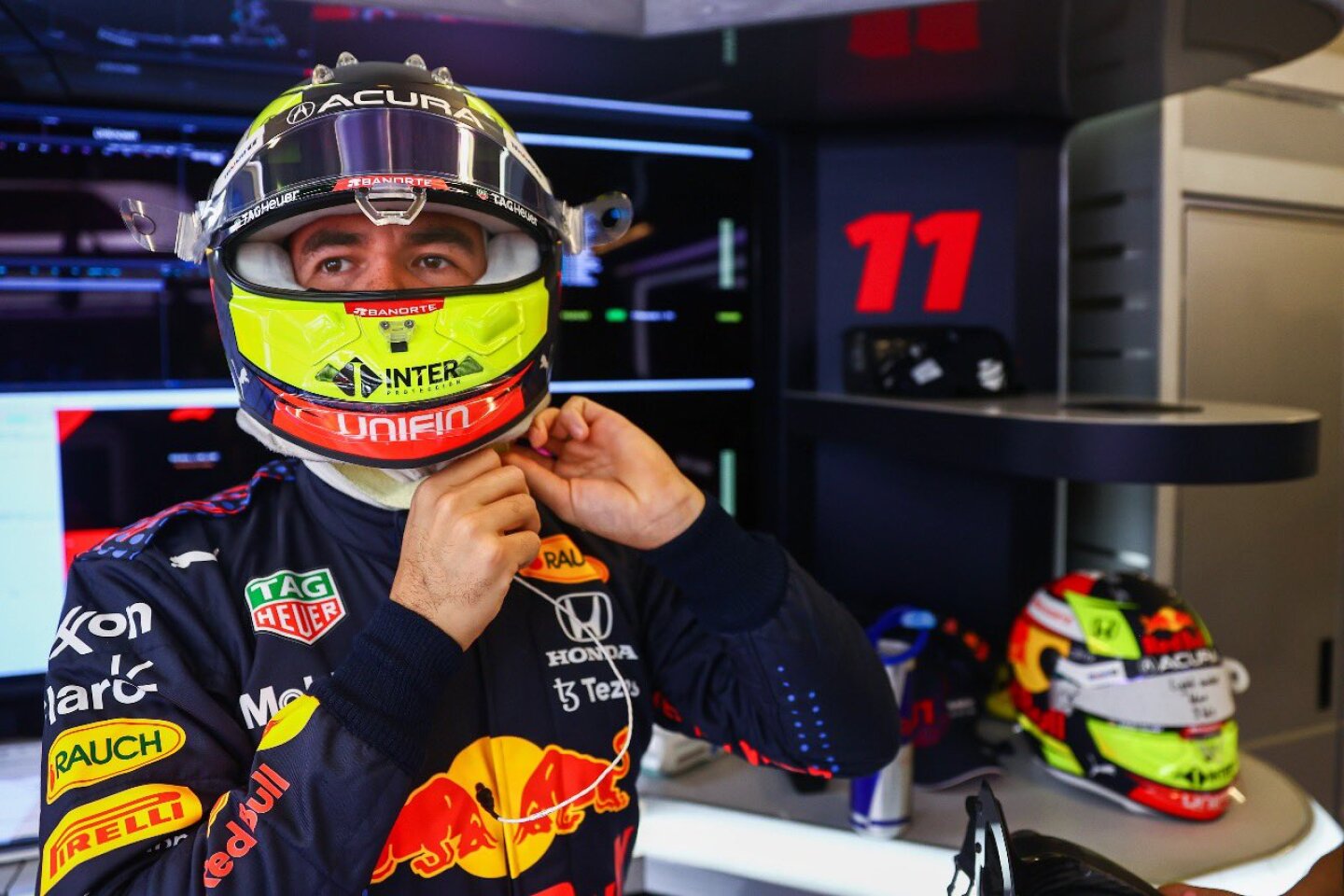 checo-perez-podio-gran-premio-de-estados-unidos