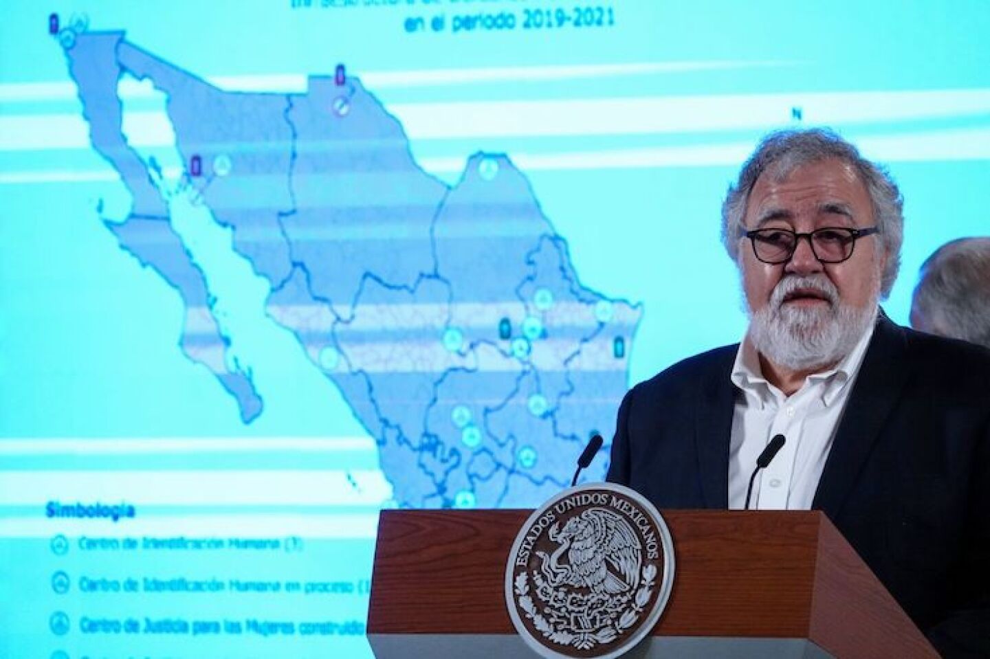 Alejandro Encinas durante la conferencia matutina en Palacio Nacional.
