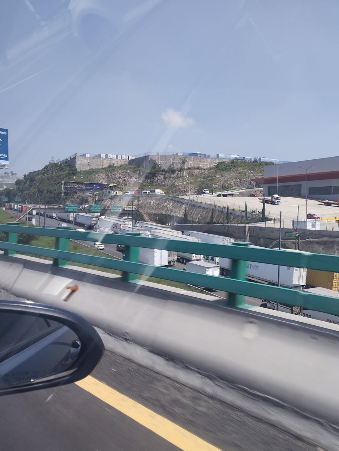 mexico-queretaro hoy accidente bloqueo.jpg