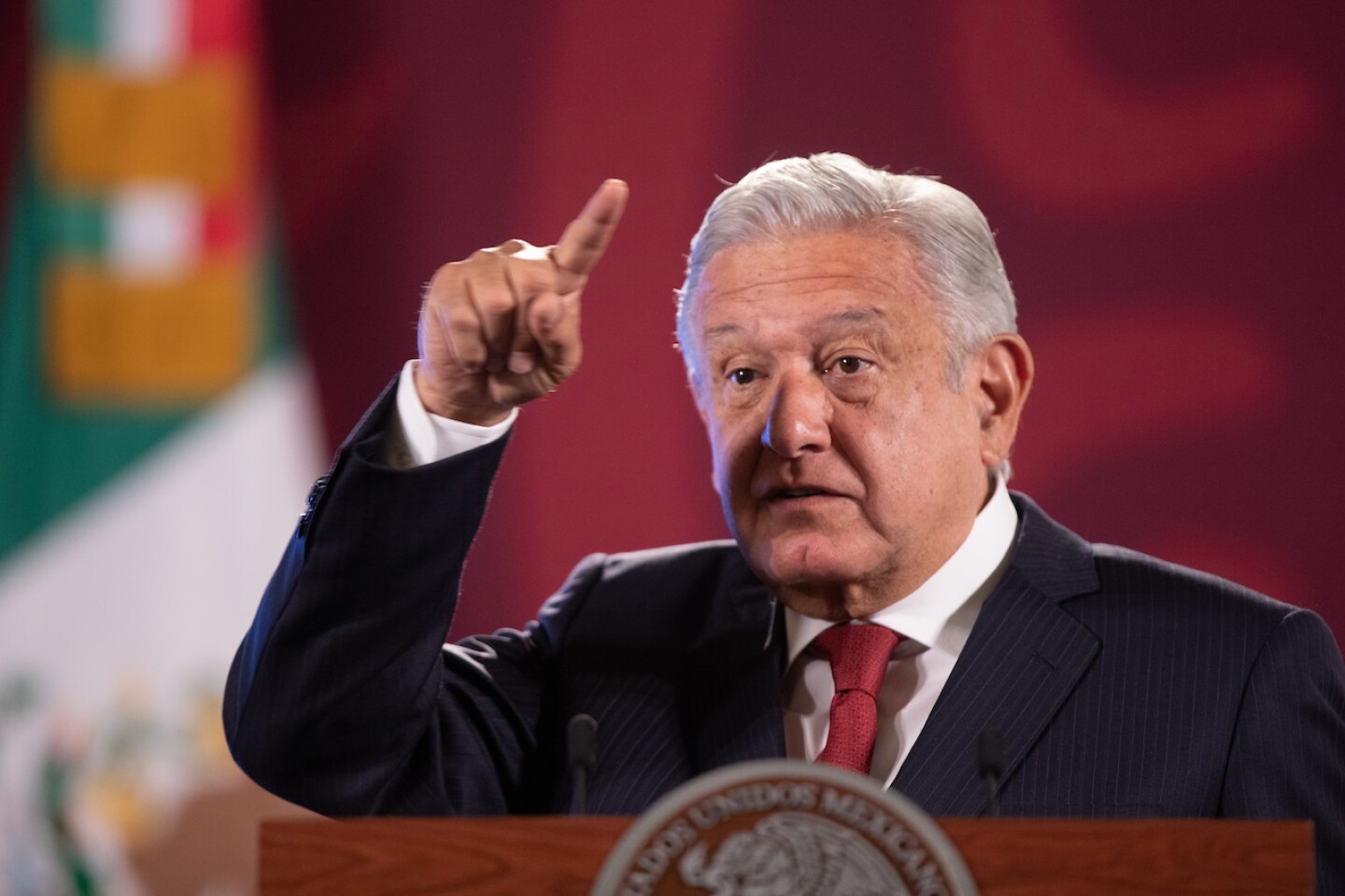 LÛpez Obrador confirma disoluciÛn de unidad antinarcÛticos de MÈxico y la DEA