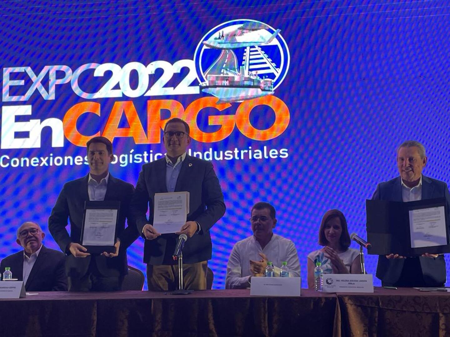 b6aa8846-5963-46c8-8999-71b2bfa62746