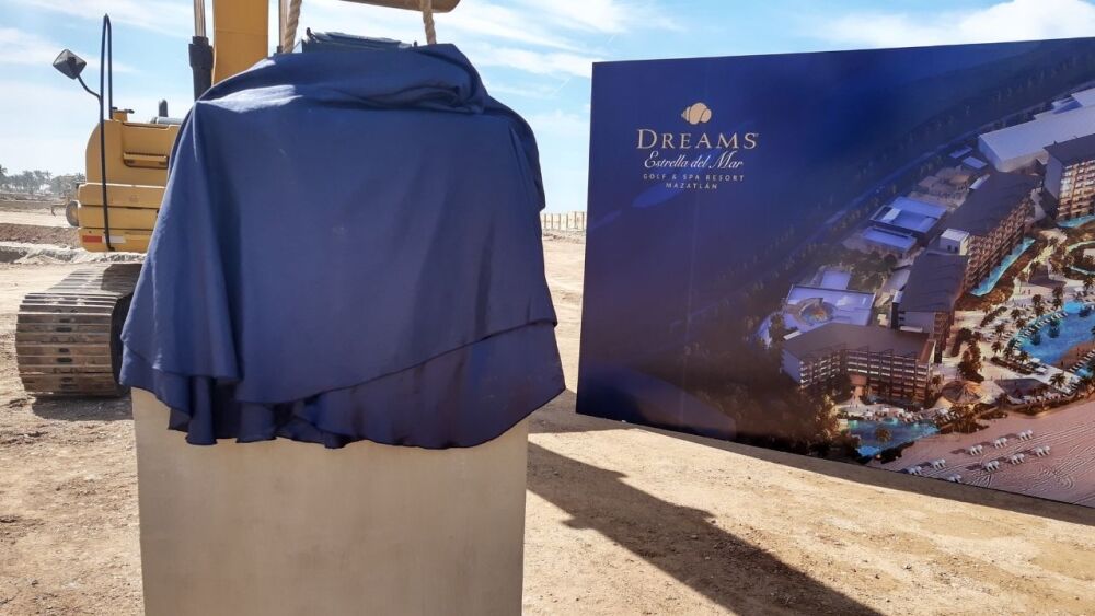 hotel-dreams-mazatlan-primera-piedra