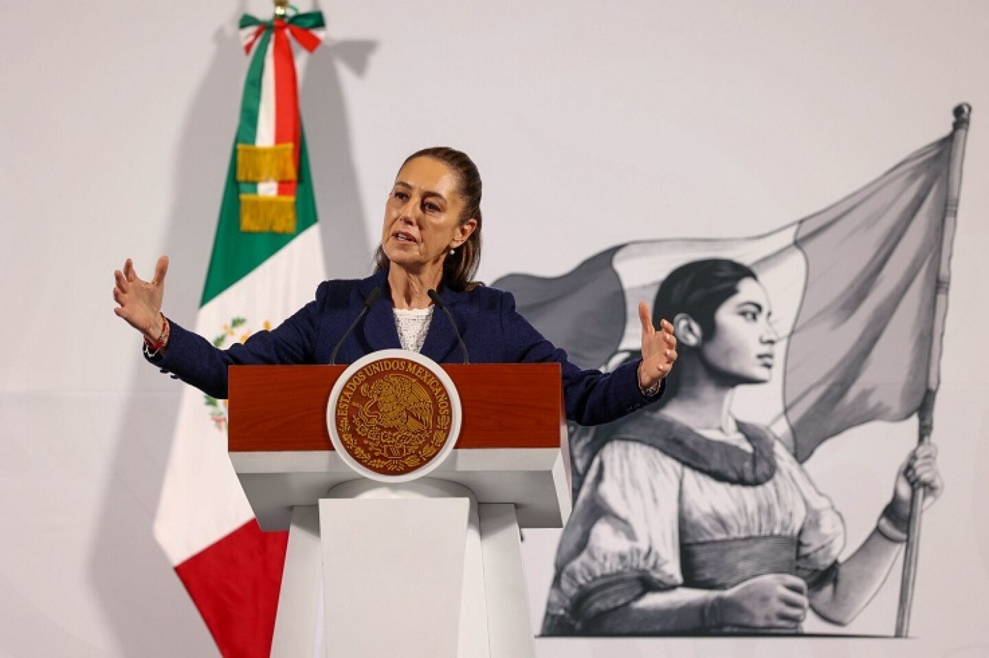 sheinbaum mañanera mueca Lunes Conferencia del Pueblo