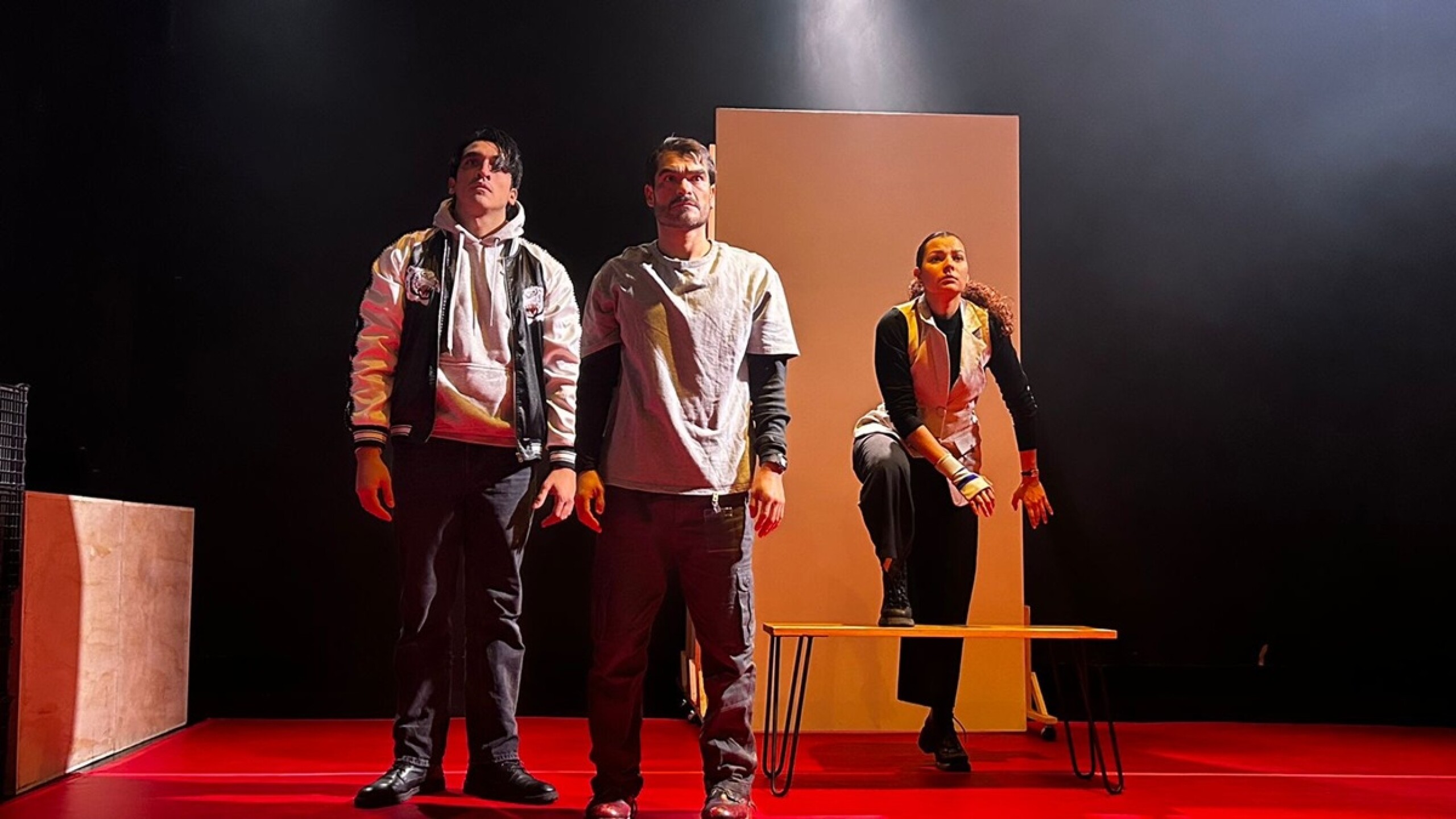 3 2 Eduardo Córdoba vuelve al Teatro El Milagro con Justo donde se rompe el alma, obra íntima sobre migración.jpg
