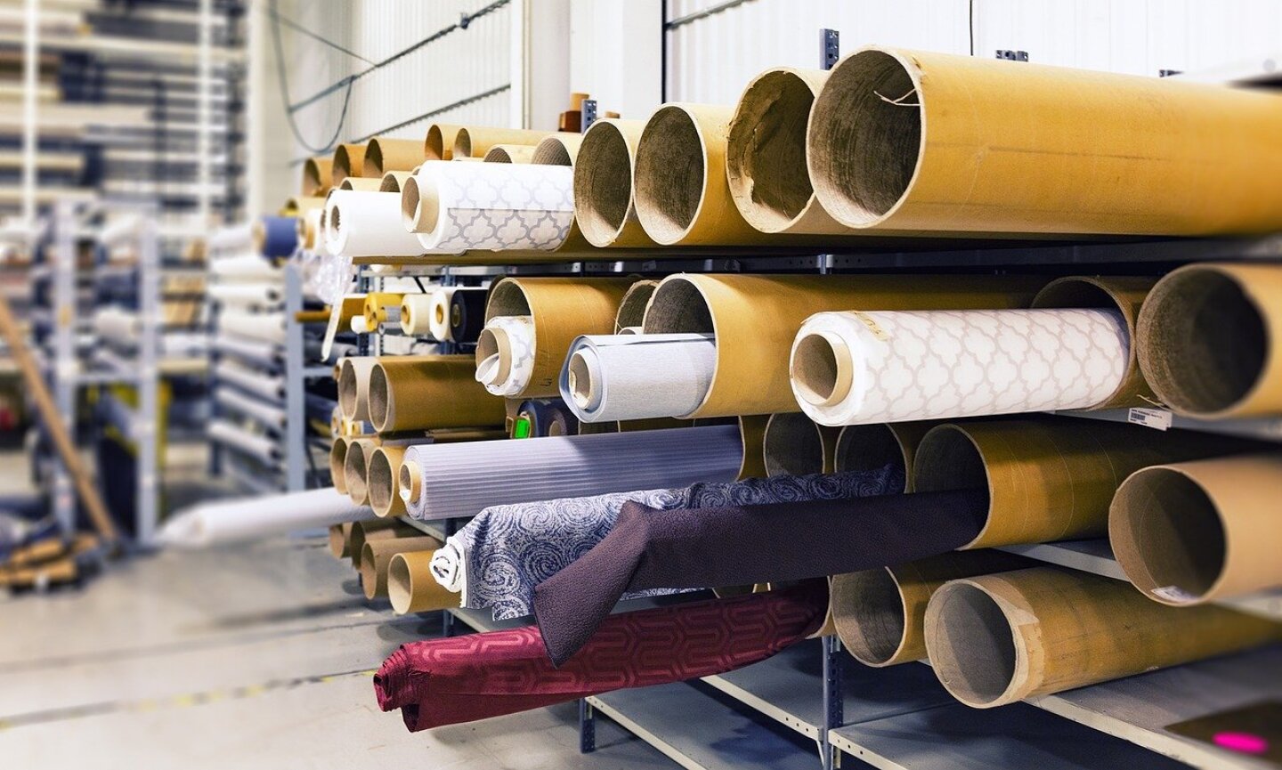 rolls-of-fabric-g6441d40a5_1280