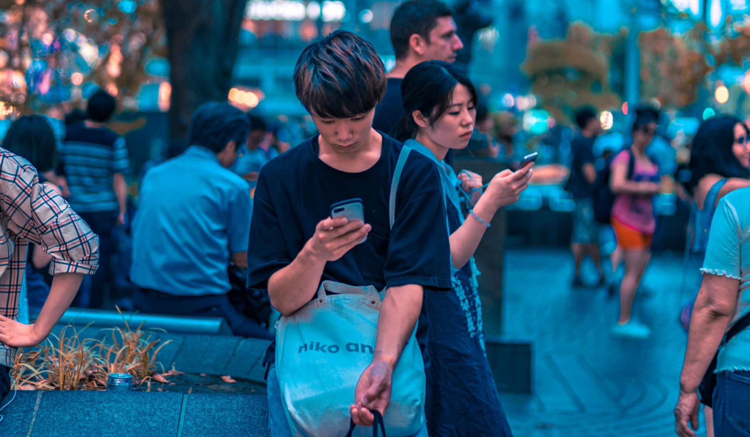 que es doomscrolling(1).jpg