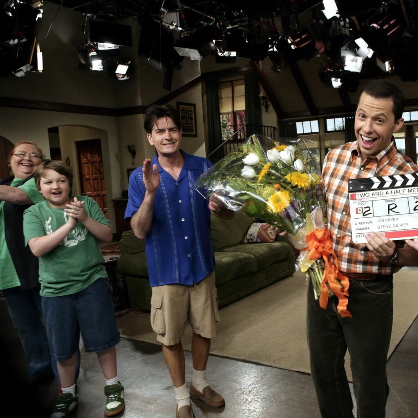 charlie_sheen_chuck_lorre_two_and_a_half_men_comedia_1
