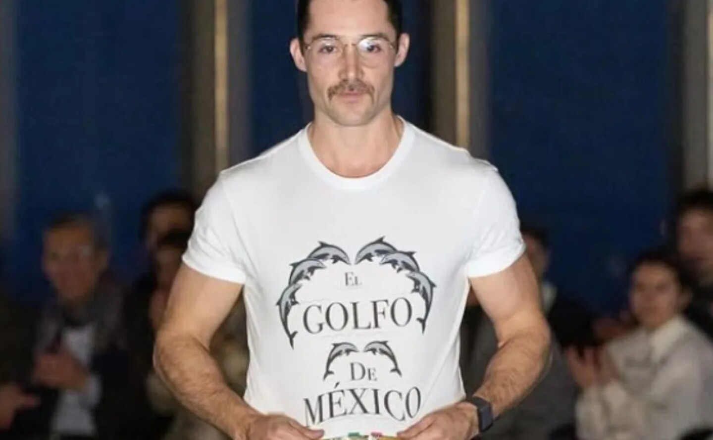 playera-diseñador-mexicano-golfo-de-mexico-new-york-fashion-week-2025.jpg