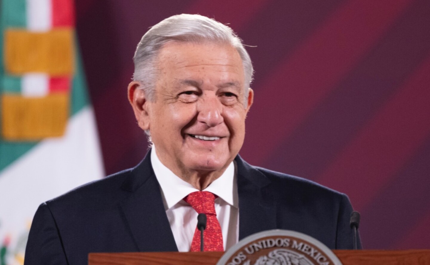 amlo-non-grata