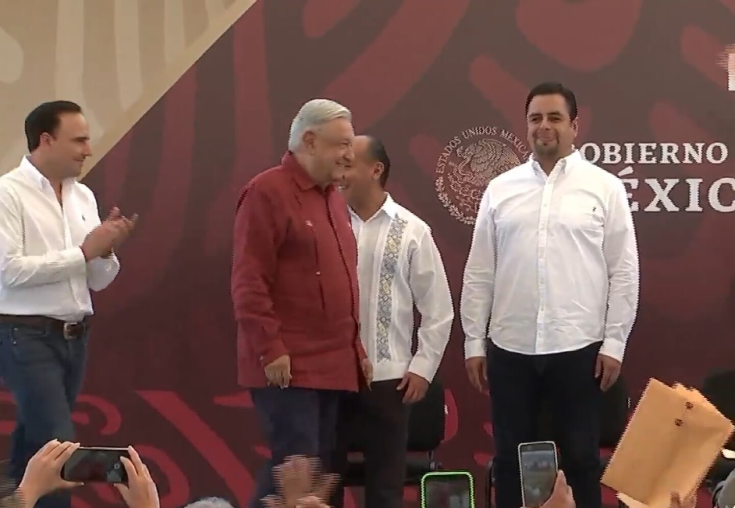amlo padres.jpg