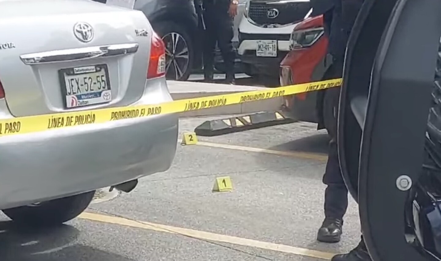 balacera-zapopan-hoy-matan-a-policia-en-cafeteria-de-avenida-patria