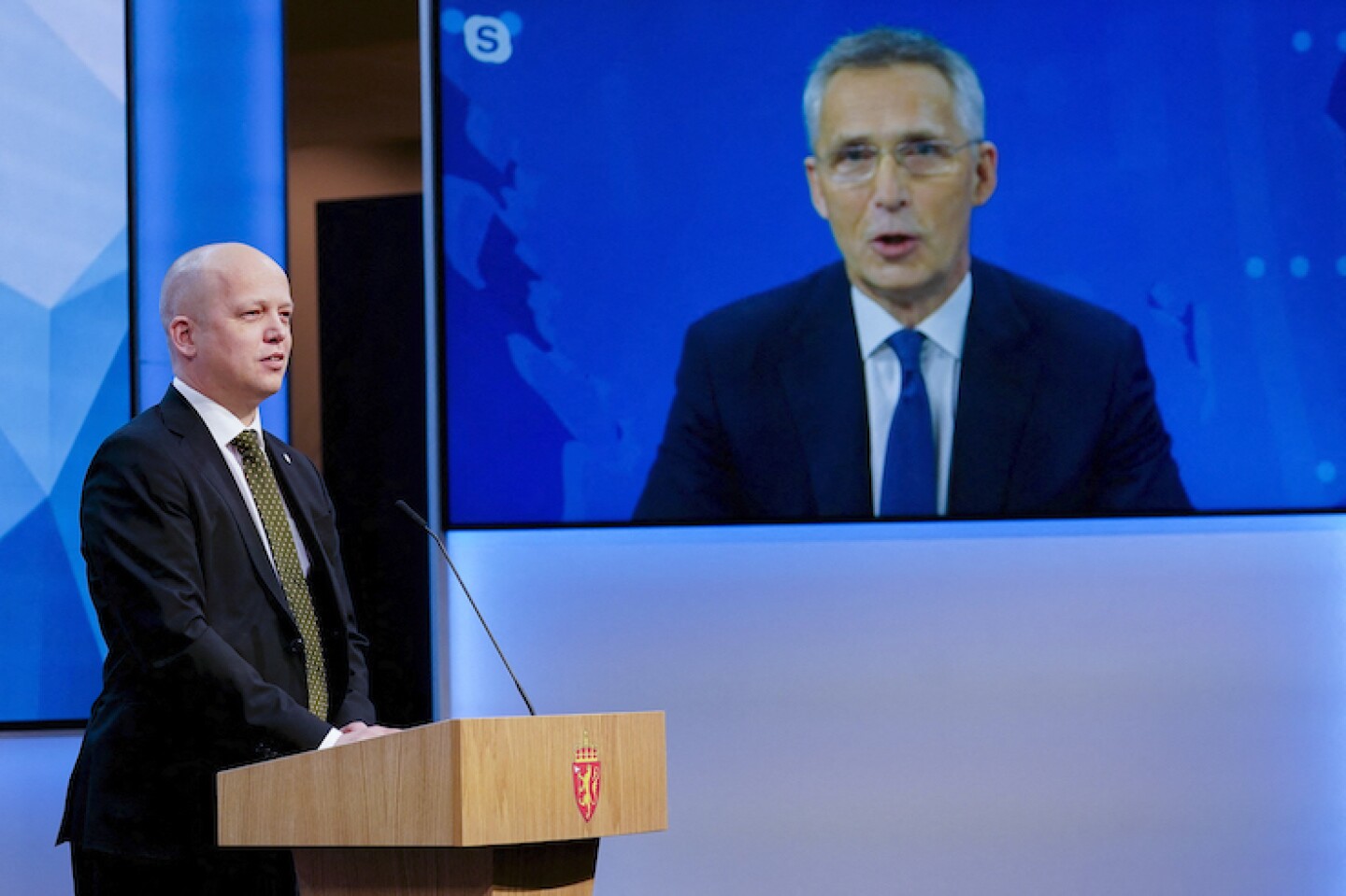 NORWAY-DEFENCE-BANK