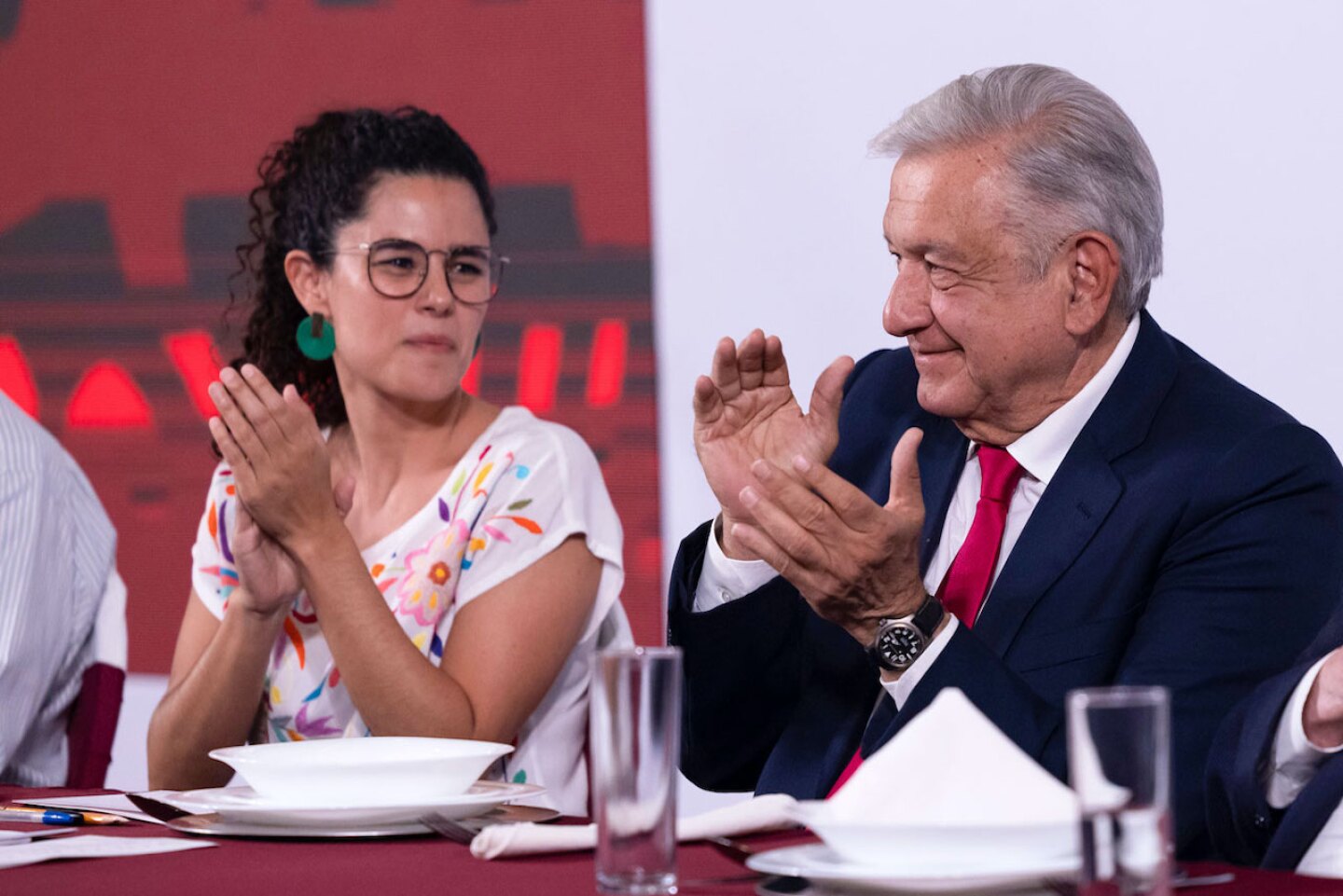 amlo-empresarios-dia-del-trabajo