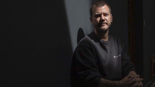 El mexicano Carlos Kaiser lleva la herida de la violencia de género a Venecia