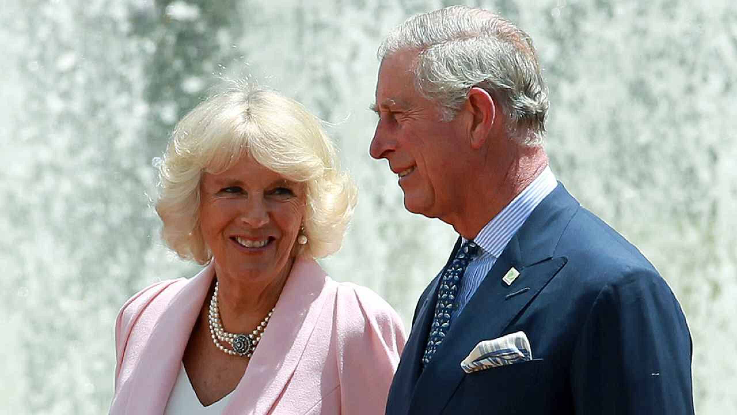 aniversario-luctuoso-reina-Isabel-ascension-Carlos-III