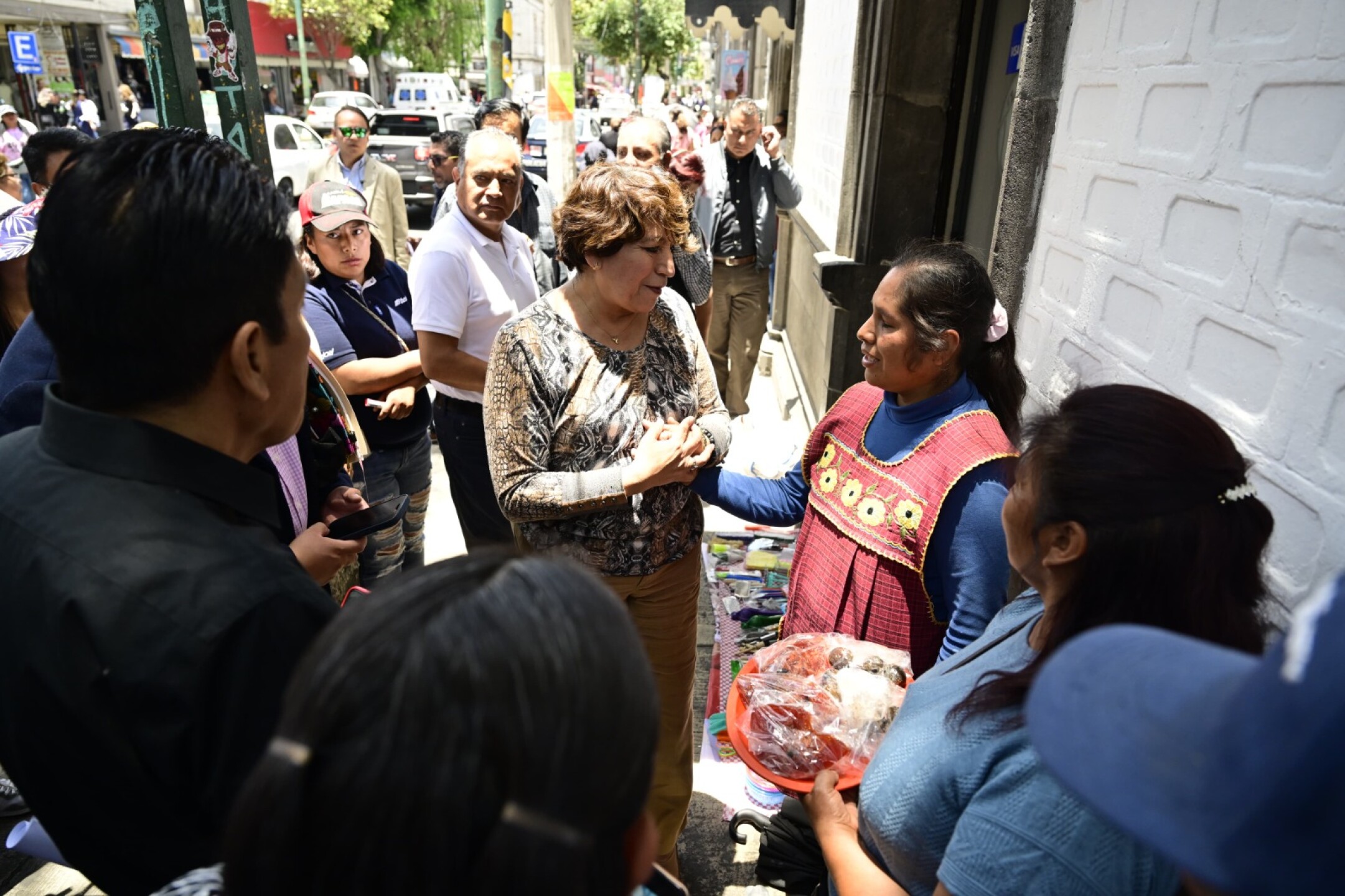 Delfina Gómez en Toluca.jpg