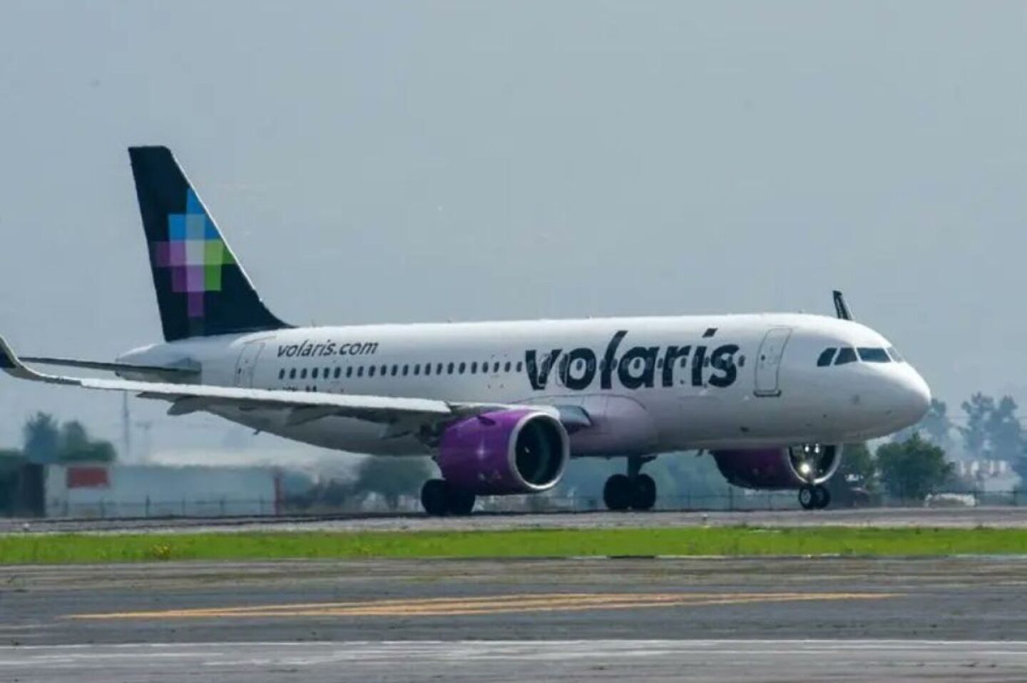 que-paso-con-el-vuelo-y43230-de-volaris-airbus-a321-desciende-de-emergencia-y-aterriza-en-hermosillo