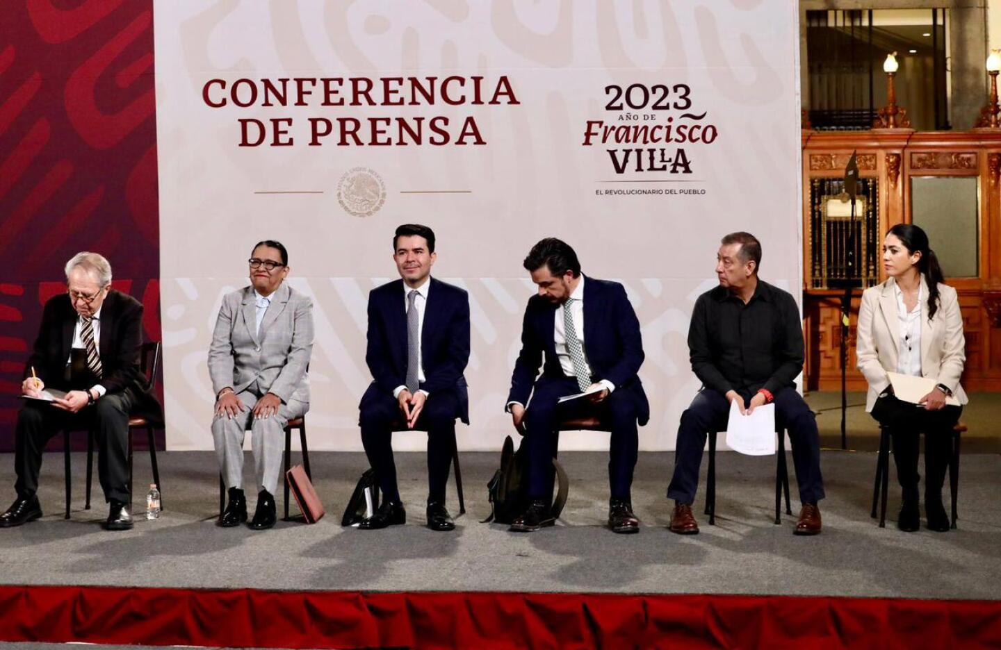 Rosa Icela Rodríguez y el ISSSTE